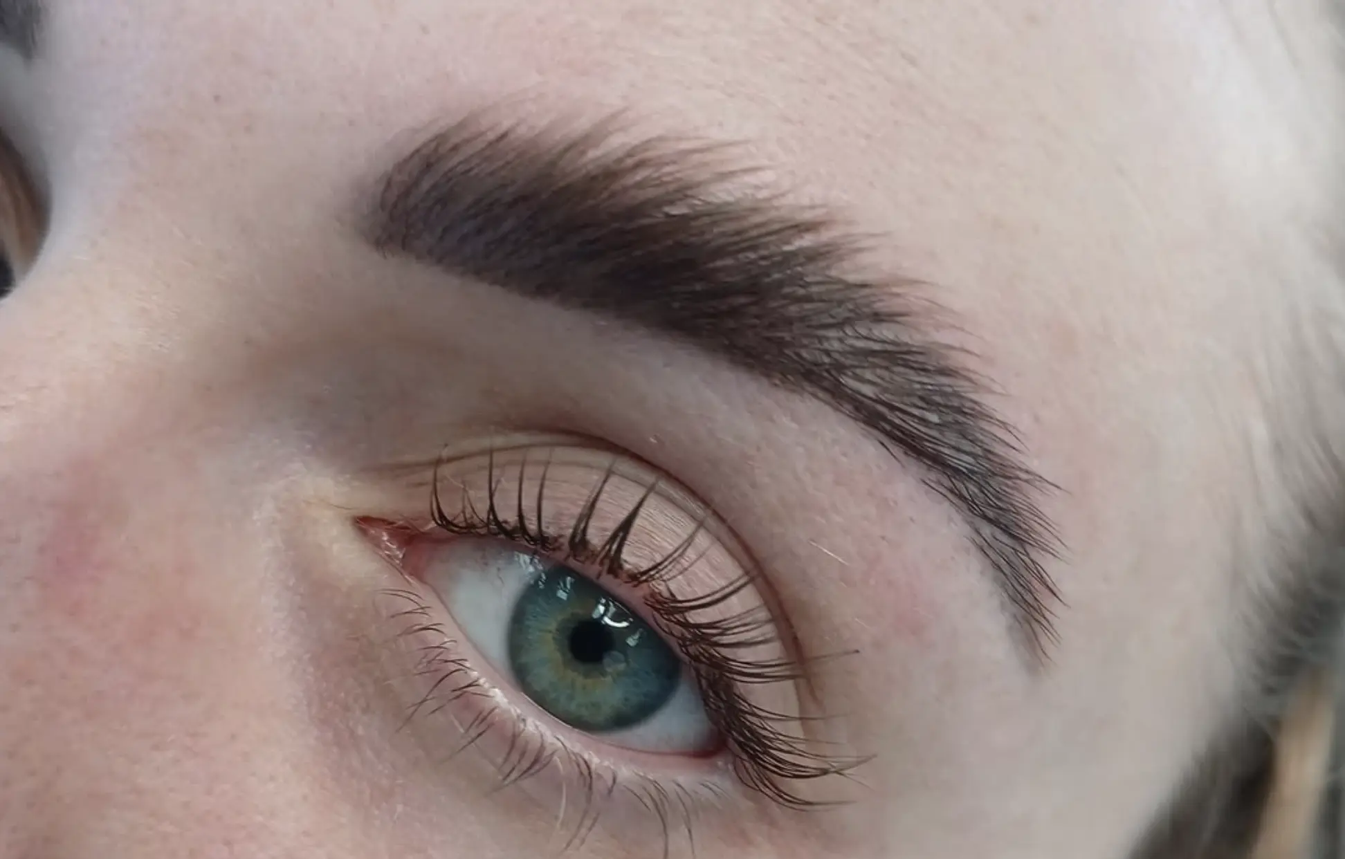 lash lift with eye condition